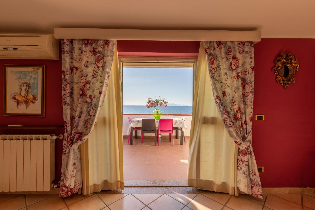 Vacanze al Mare Patrizia's Sweet Home Terme Vigliatore Exterior foto