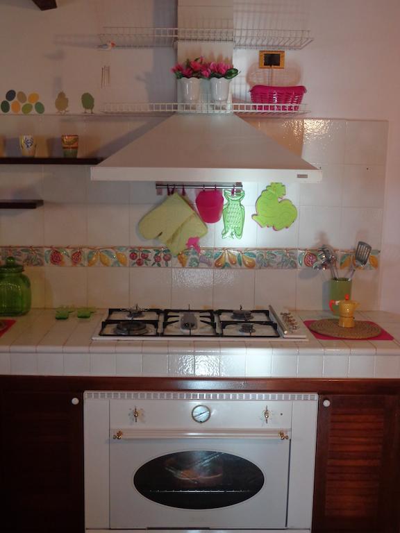 Vacanze al Mare Patrizia's Sweet Home Terme Vigliatore Cameră foto